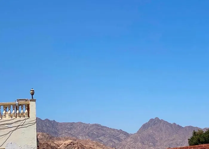 Azaro House * Dahab